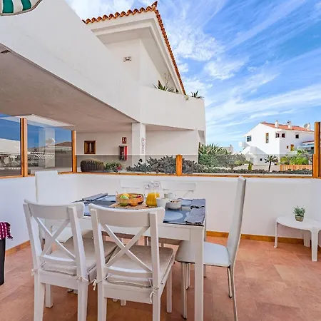 Centric In Playa Fanabe By Altamarhomes Apartman