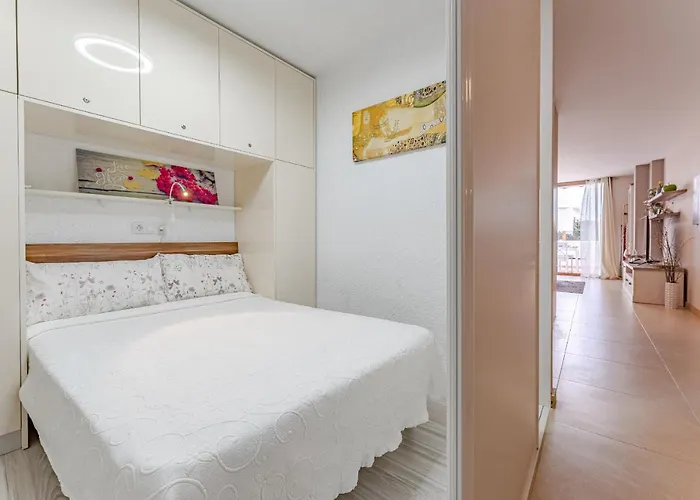 Centric In Playa Fanabe By Altamarhomes Апартаменты Адехе