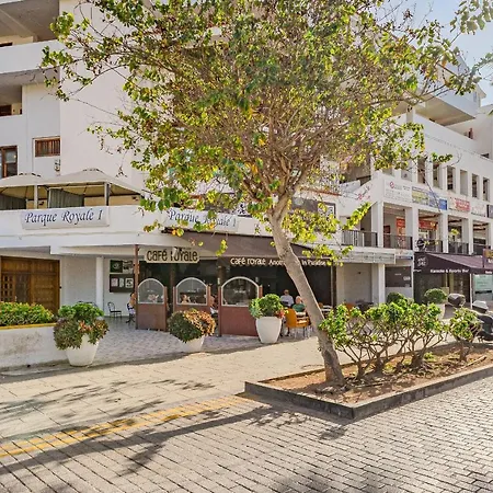 公寓 Centric In Playa Fanabe By Altamarhomes 阿德耶