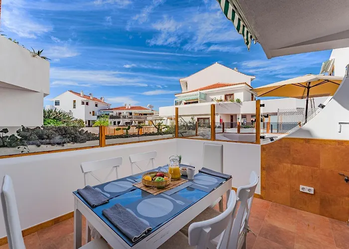 Centric In Playa Fanabe By Altamarhomes Costa Adeje (Tenerife)